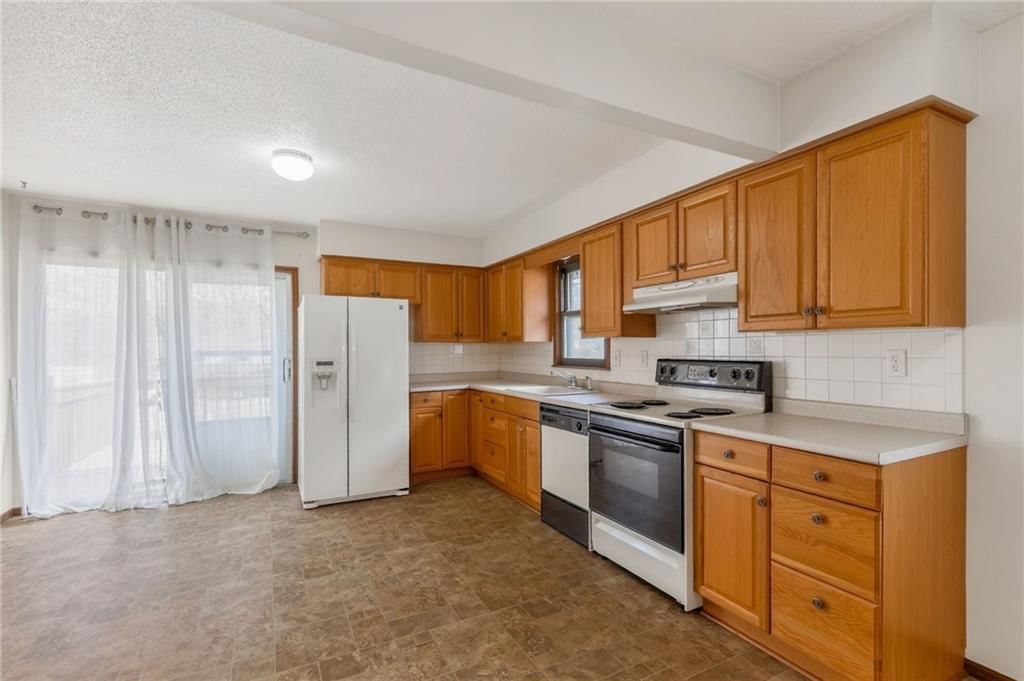 4415 Sterling Avenue — photo 20