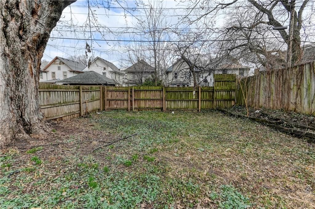 113 N White Avenue — photo 9