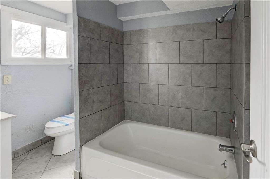 113 N White Avenue — photo 21