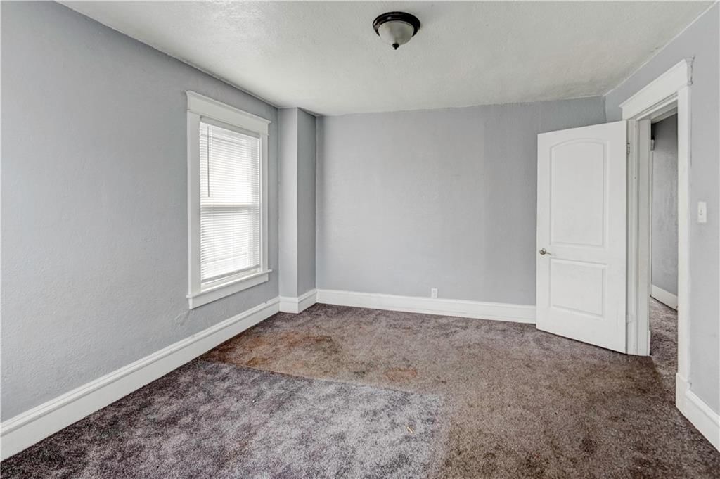 113 N White Avenue — photo 33