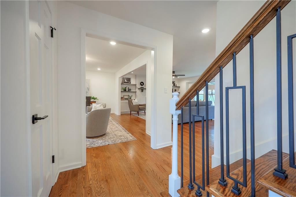 8818 Birch Lane — photo 3