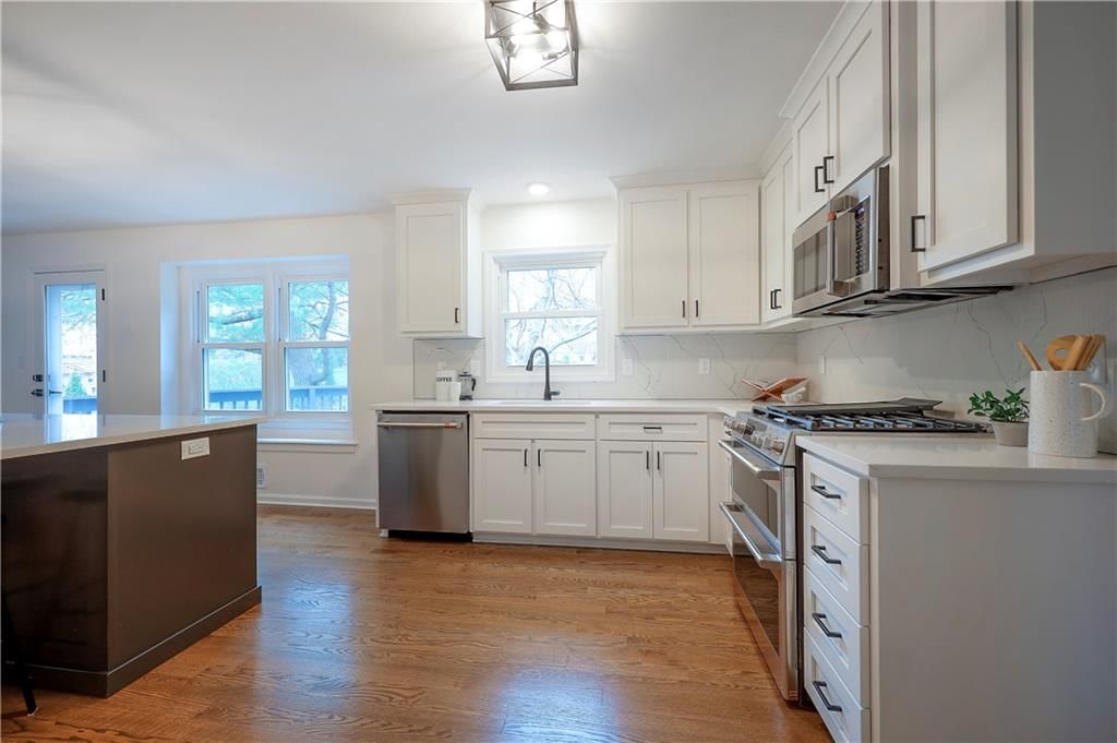 8818 Birch Lane — photo 10