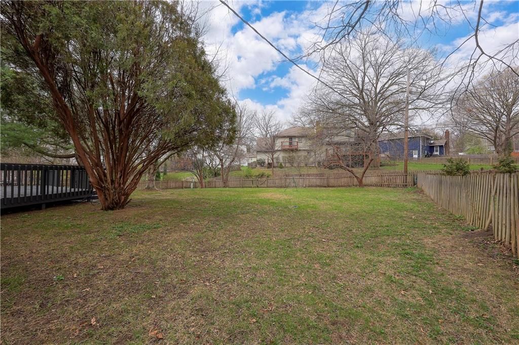8818 Birch Lane — photo 41