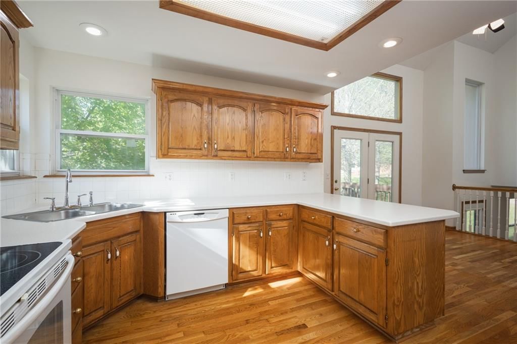 104 NE Stonebridge Court — photo 10