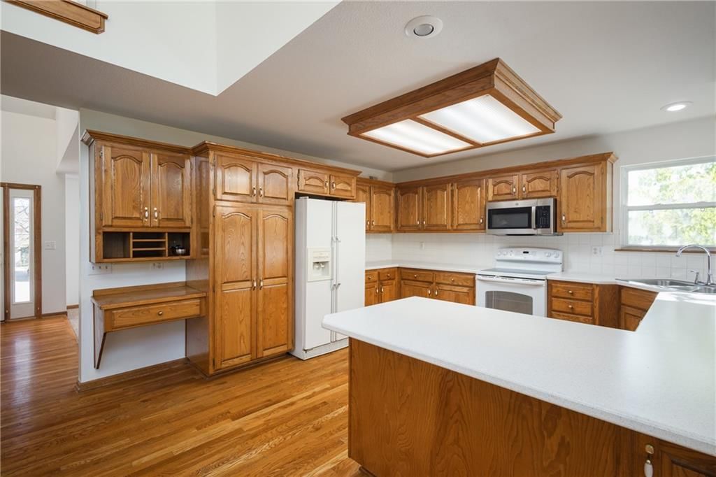 104 NE Stonebridge Court — photo 11