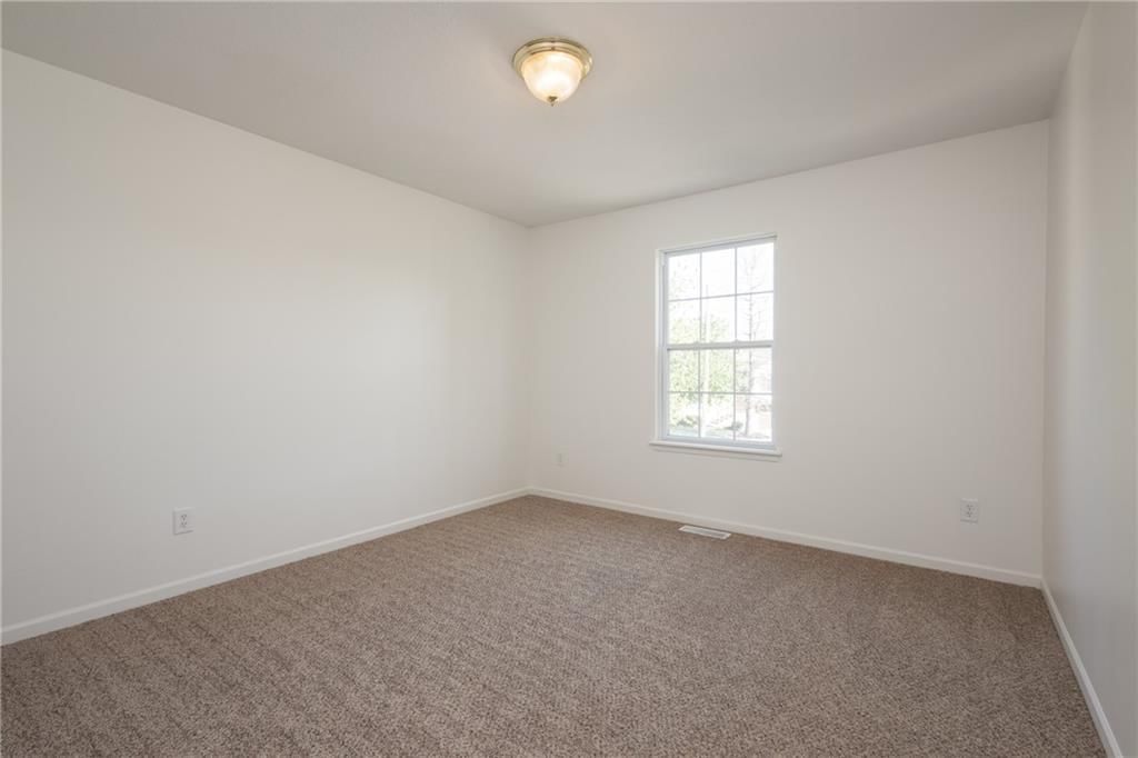 104 NE Stonebridge Court — photo 28