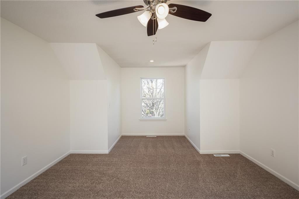 104 NE Stonebridge Court — photo 30