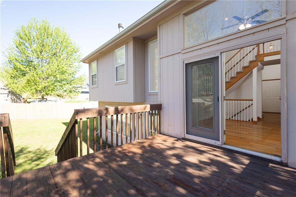 104 NE Stonebridge Court — photo 37