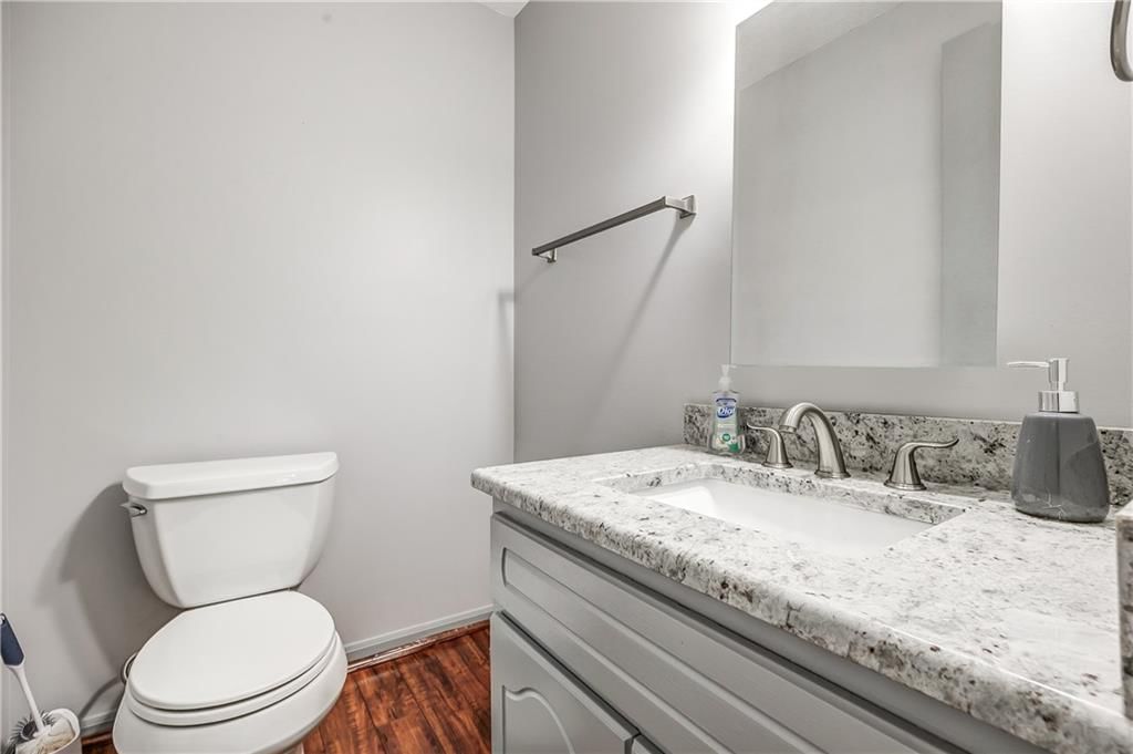 1215 Patterson Street — photo 8