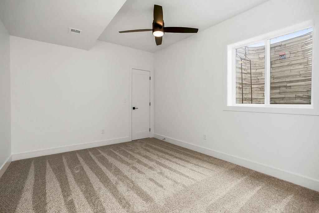 8016 SE Hoot Owl Street — photo 29