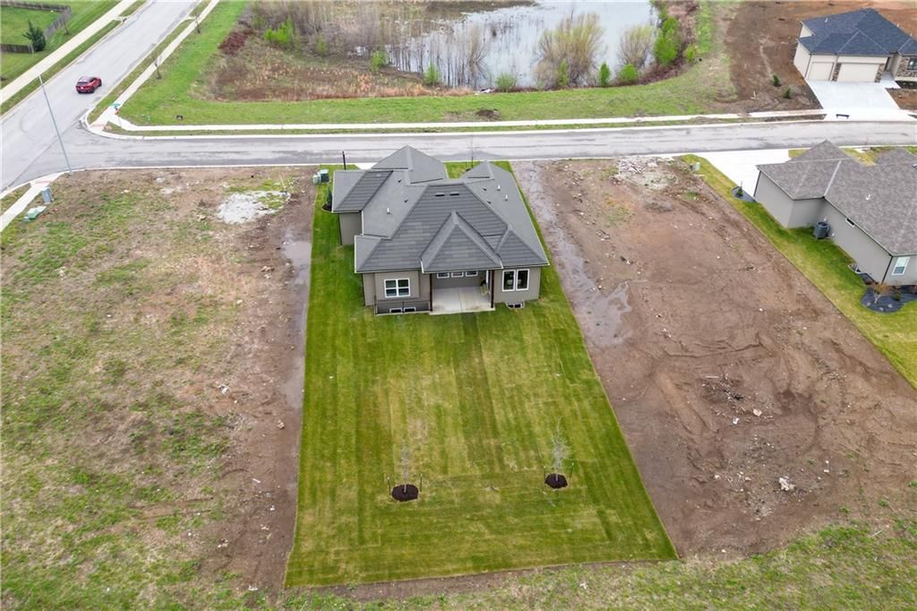 8016 SE Hoot Owl Street — photo 36