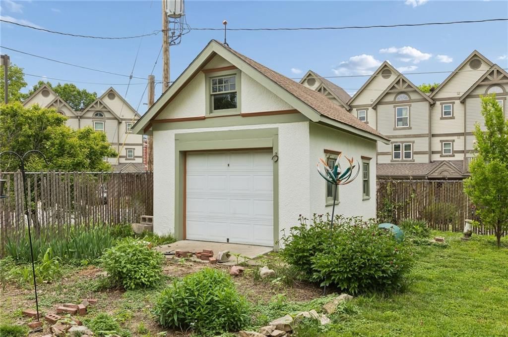 3515 Virginia Avenue — photo 45