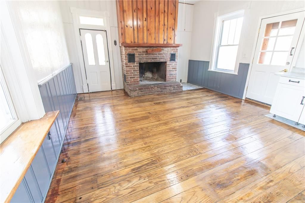 1400 S Market Street — photo 11