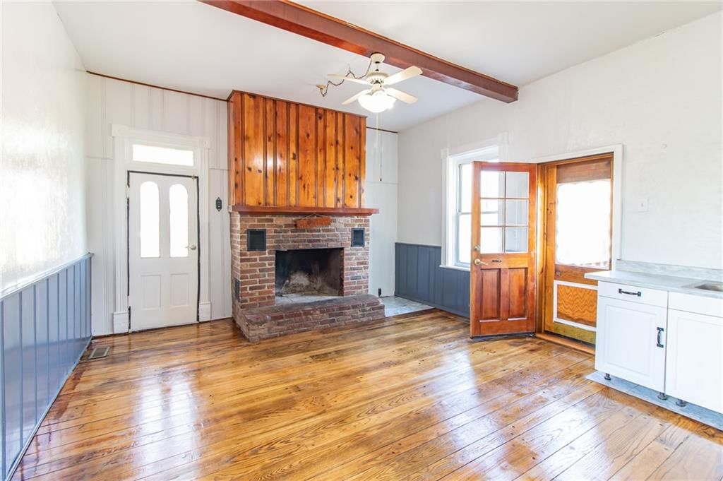 1400 S Market Street — photo 12