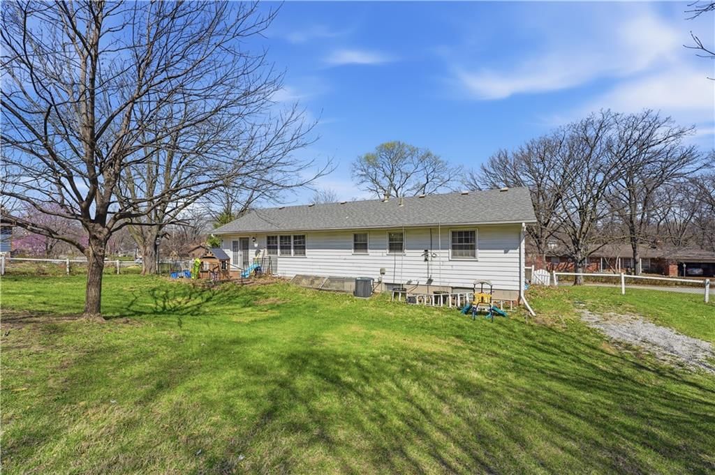 8801 Orchard Street — photo 22
