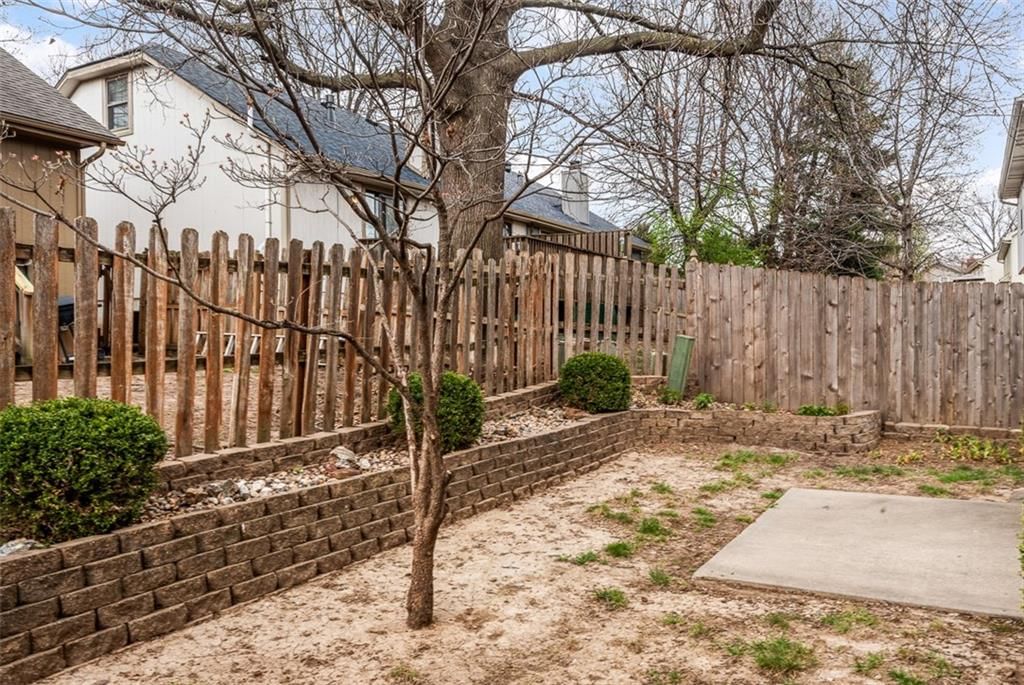 10128 W 86th Terrace — photo 24