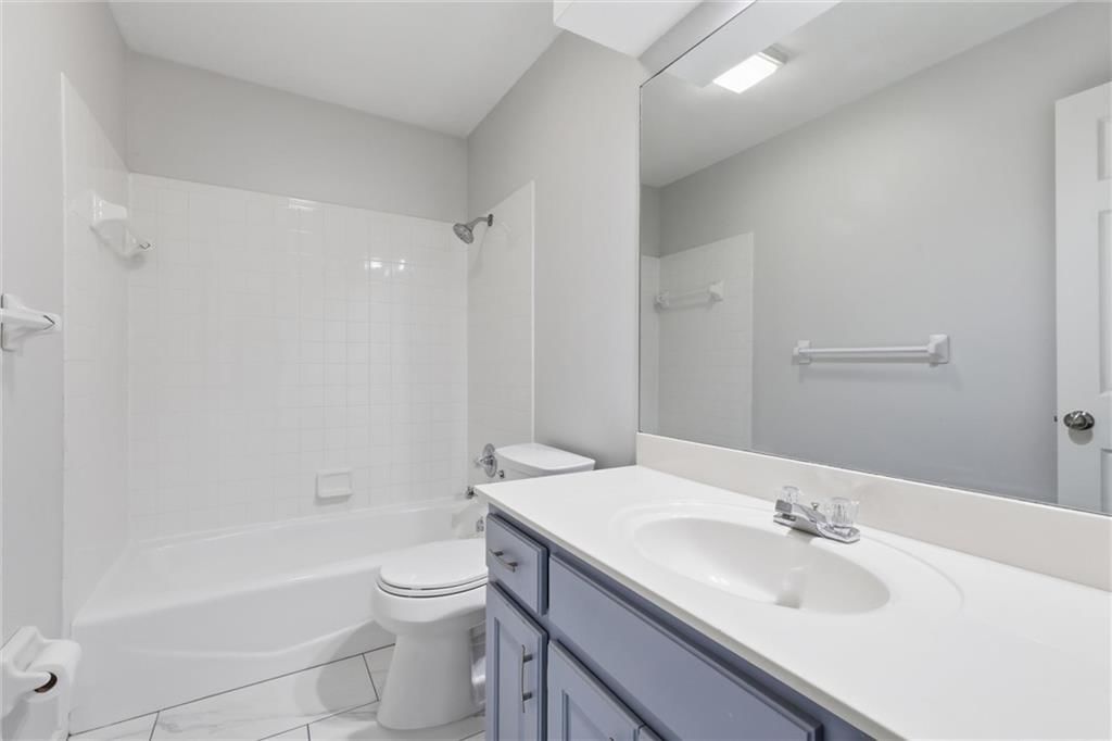 15716 W 138th Terrace — photo 31