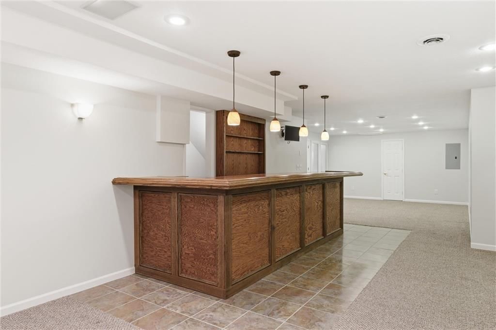15716 W 138th Terrace — photo 40
