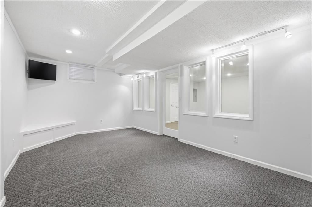15716 W 138th Terrace — photo 43