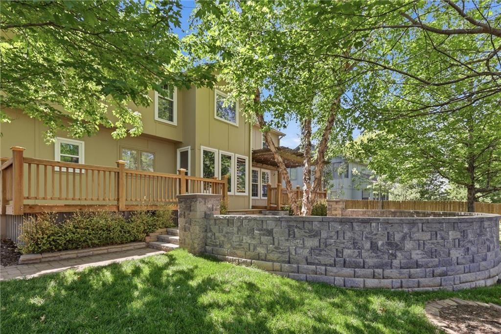15716 W 138th Terrace — photo 49