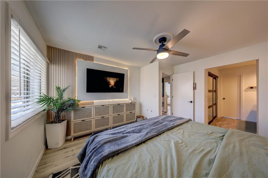 6527 Halsey Street — photo 8