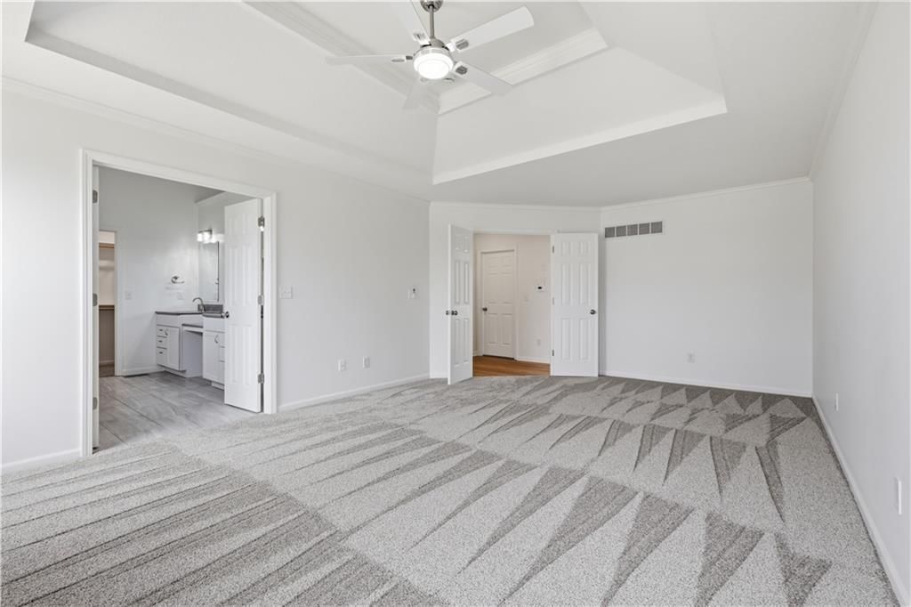 640 N Walnut Street — photo 15