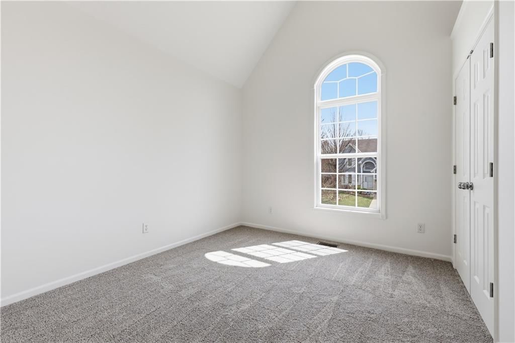640 N Walnut Street — photo 20