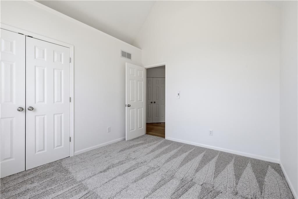 640 N Walnut Street — photo 21