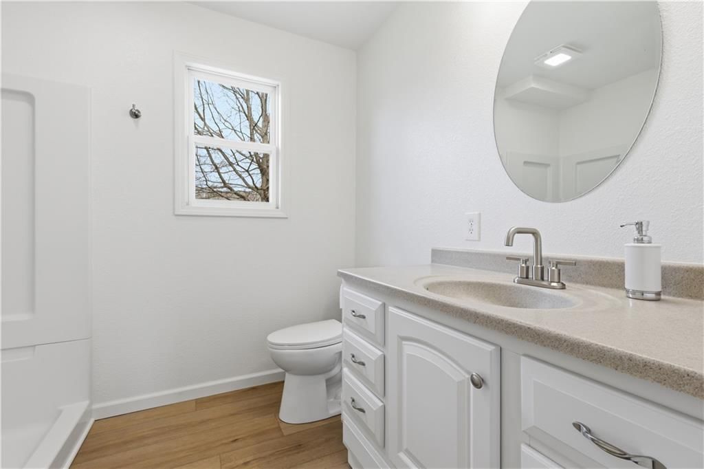 640 N Walnut Street — photo 28