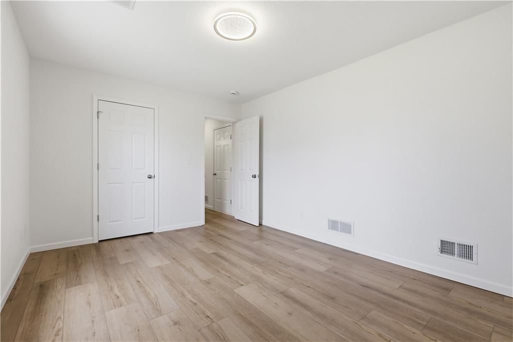 640 N Walnut Street — photo 30