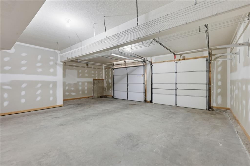 640 N Walnut Street — photo 33