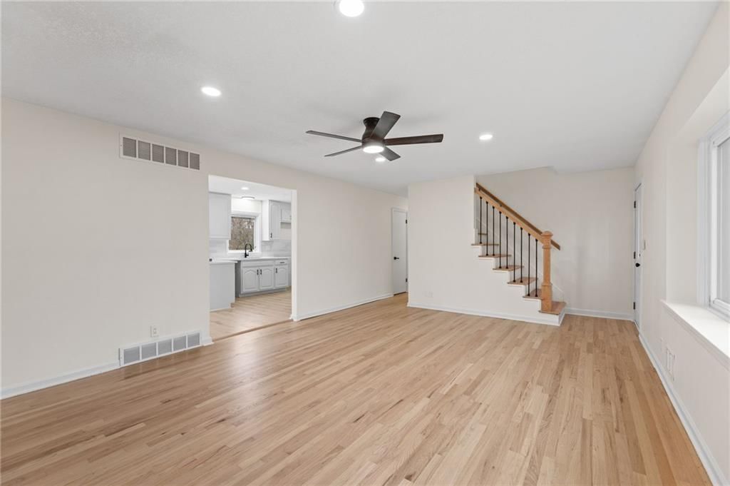 8827 Sni A Bar Road — photo 6