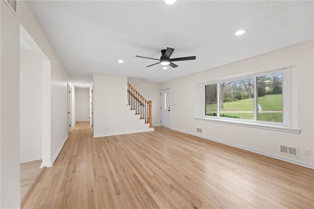 8827 Sni A Bar Road — photo 7