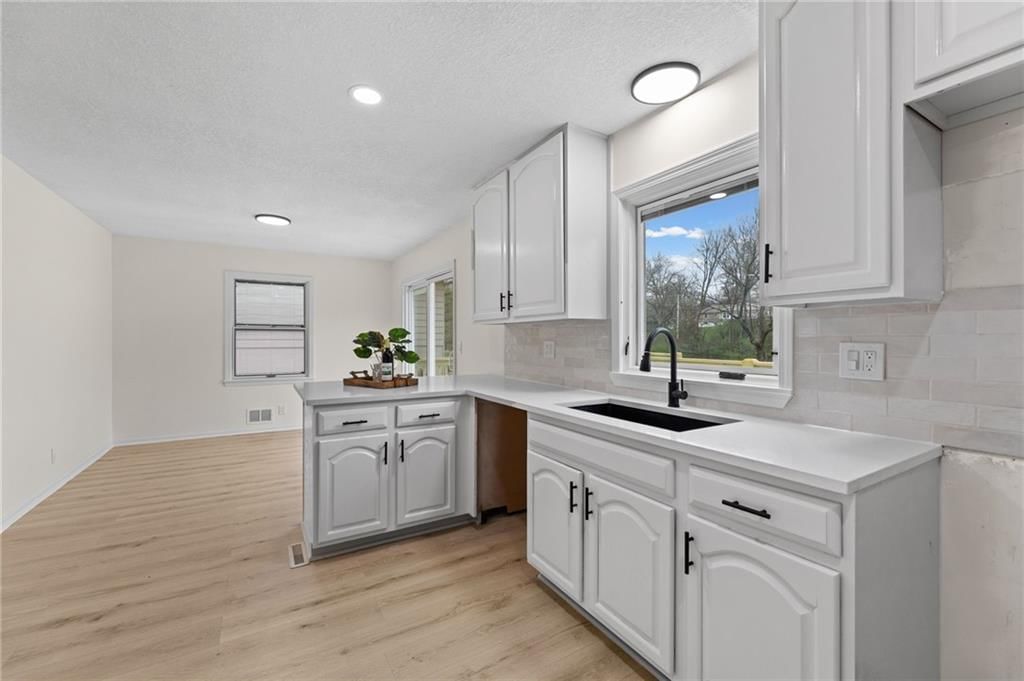 8827 Sni A Bar Road — photo 12