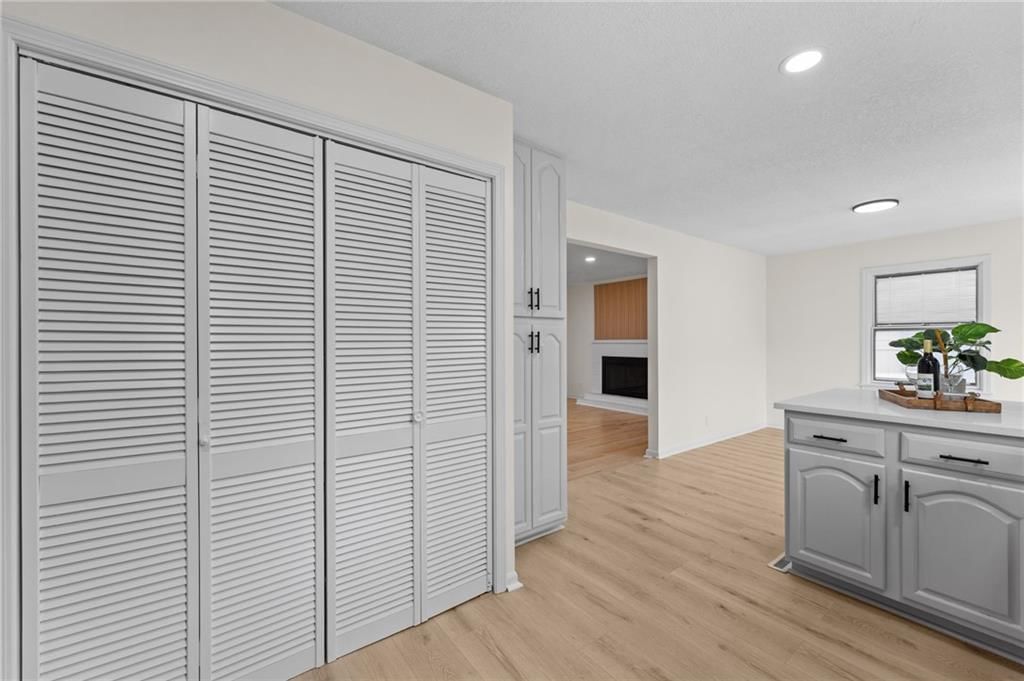 8827 Sni A Bar Road — photo 15