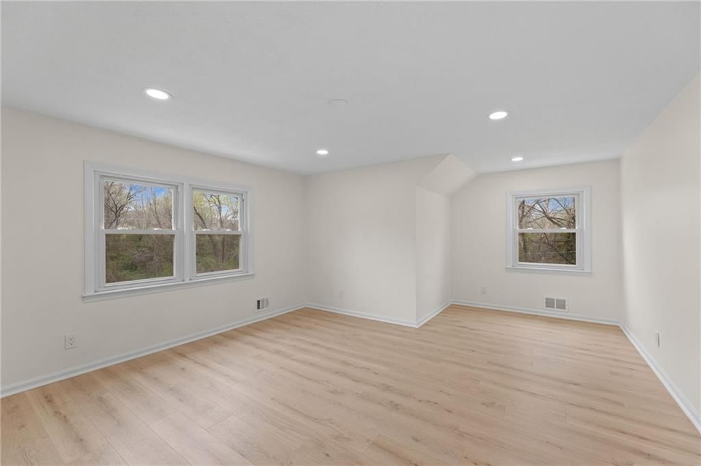 8827 Sni A Bar Road — photo 27
