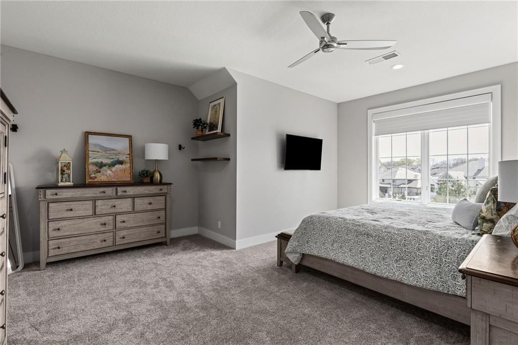 16913 Bond Street — photo 62