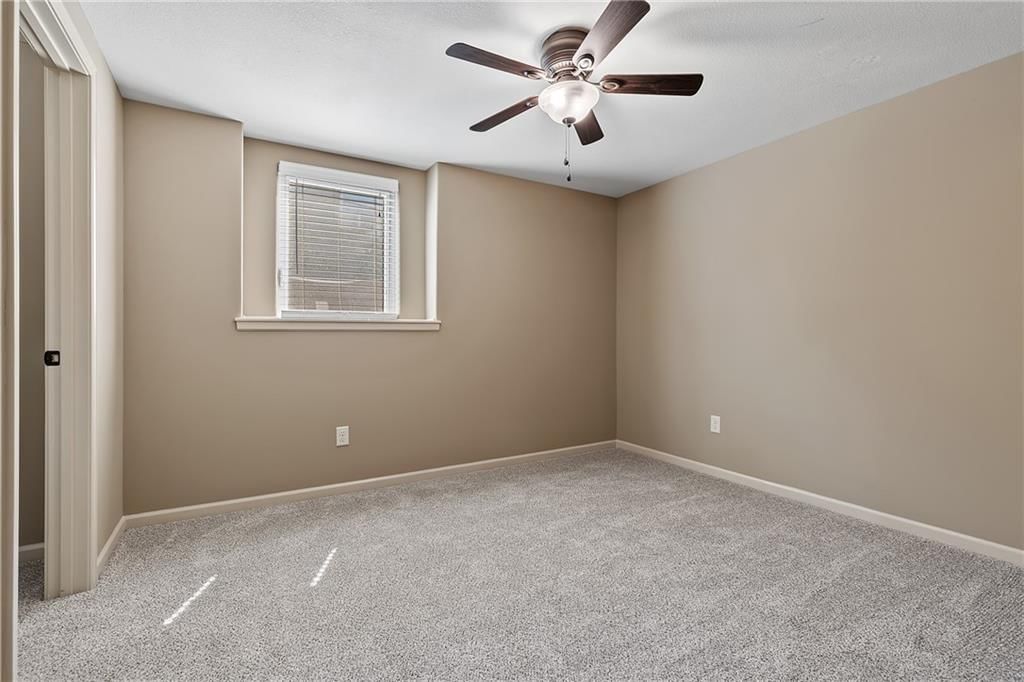 800 E 13th Terrace — photo 31