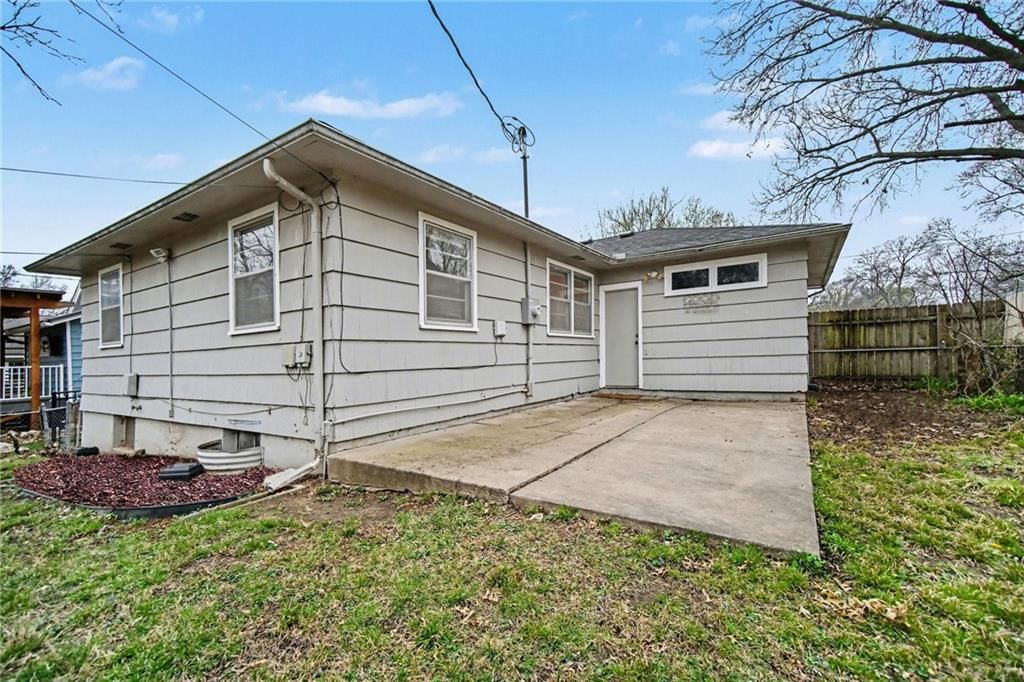 5613 Riggs Street — photo 11