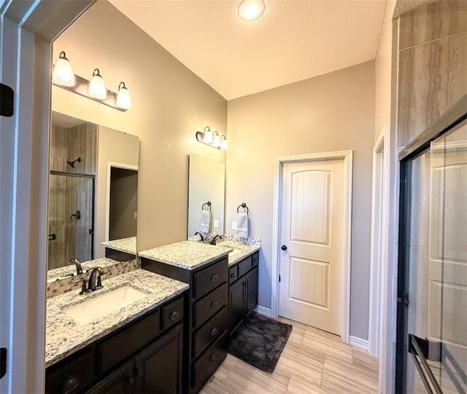 1524 SW 44th Street — photo 17