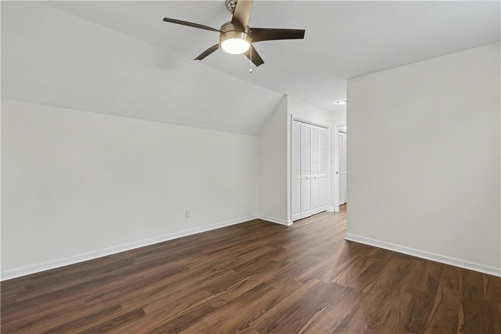 401 W 114 Terrace — photo 37