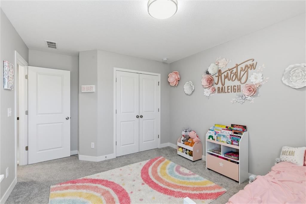 308 E Oak Street — photo 30