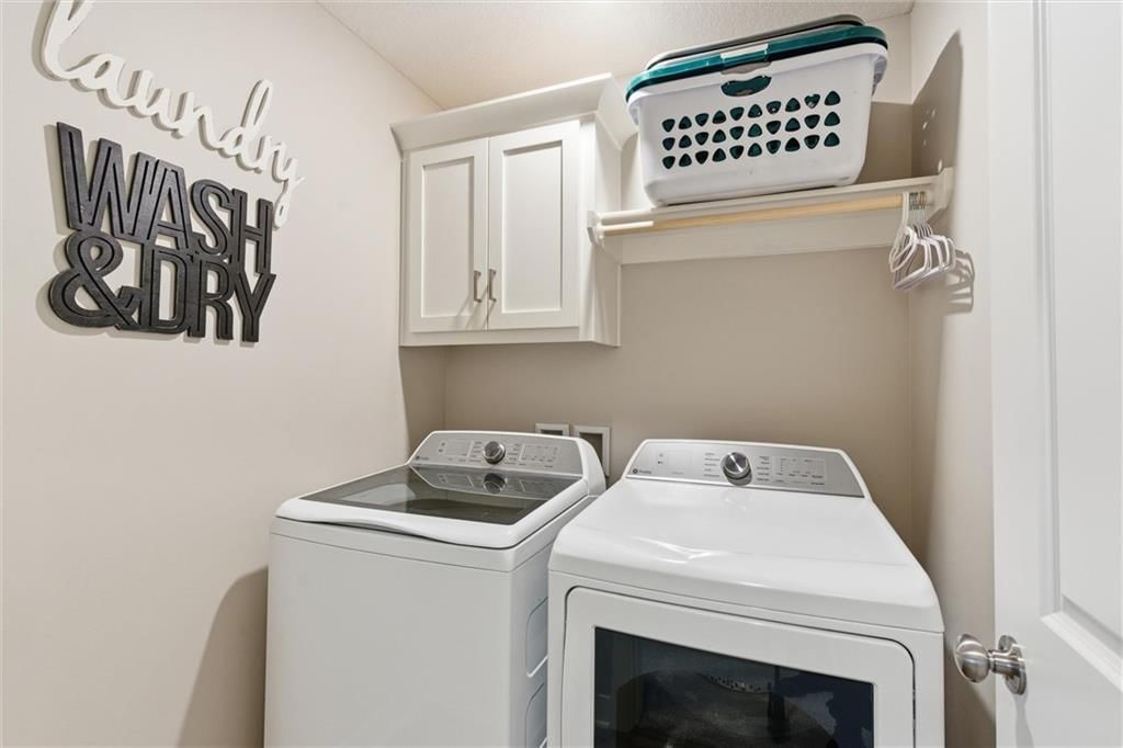 308 E Oak Street — photo 36