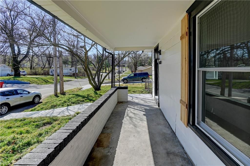 1020 S Mccoy Street — photo 3