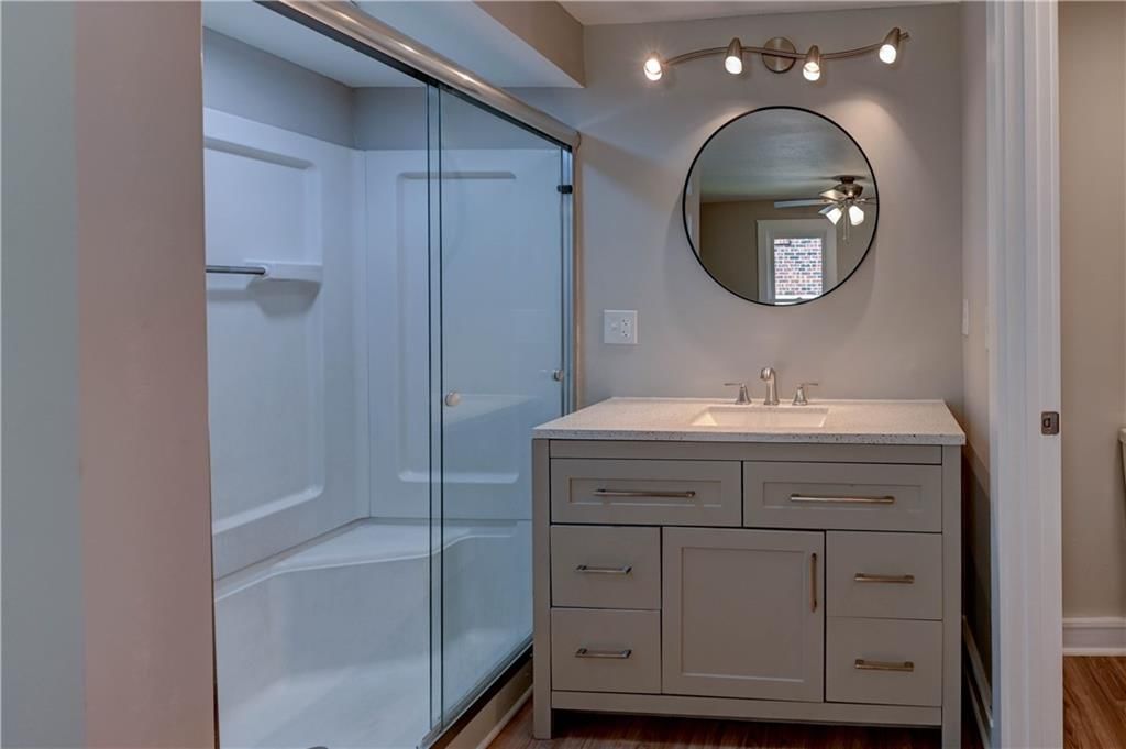 1020 S Mccoy Street — photo 17