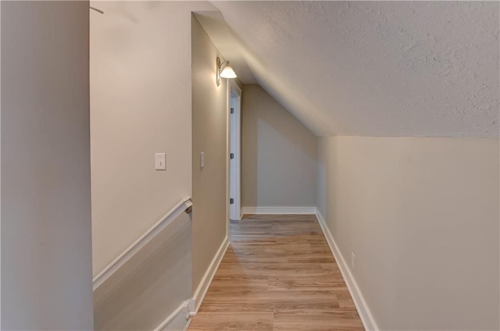 1020 S Mccoy Street — photo 32