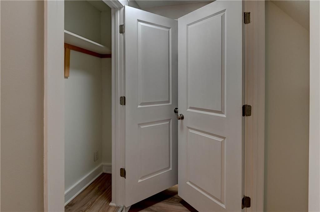 1020 S Mccoy Street — photo 35