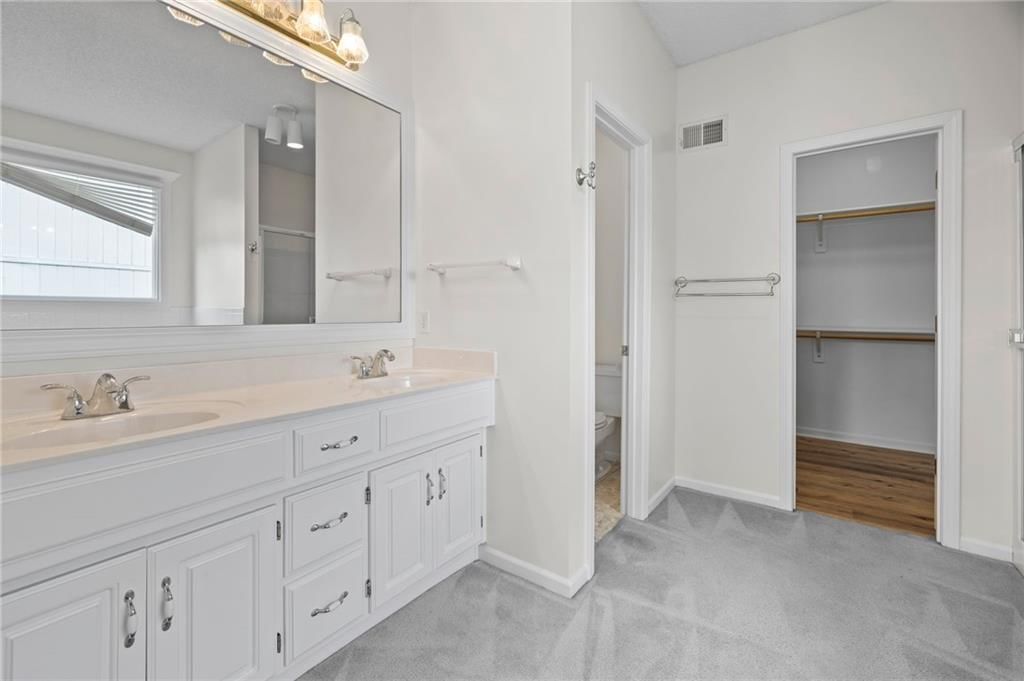 2638 W Catalpa Street — photo 25