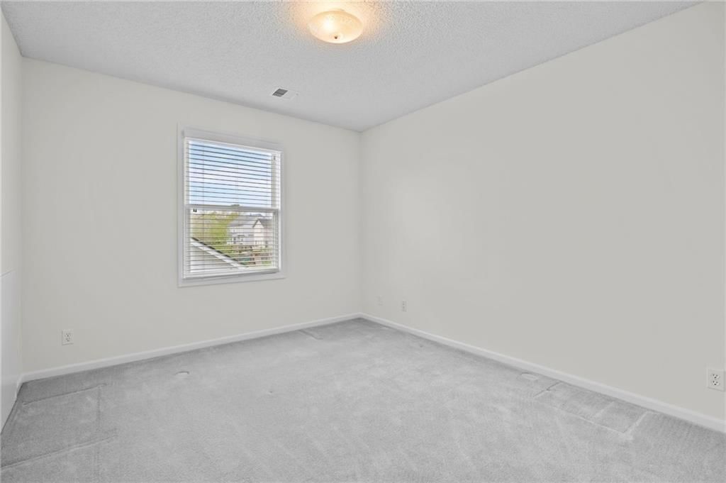 2638 W Catalpa Street — photo 33