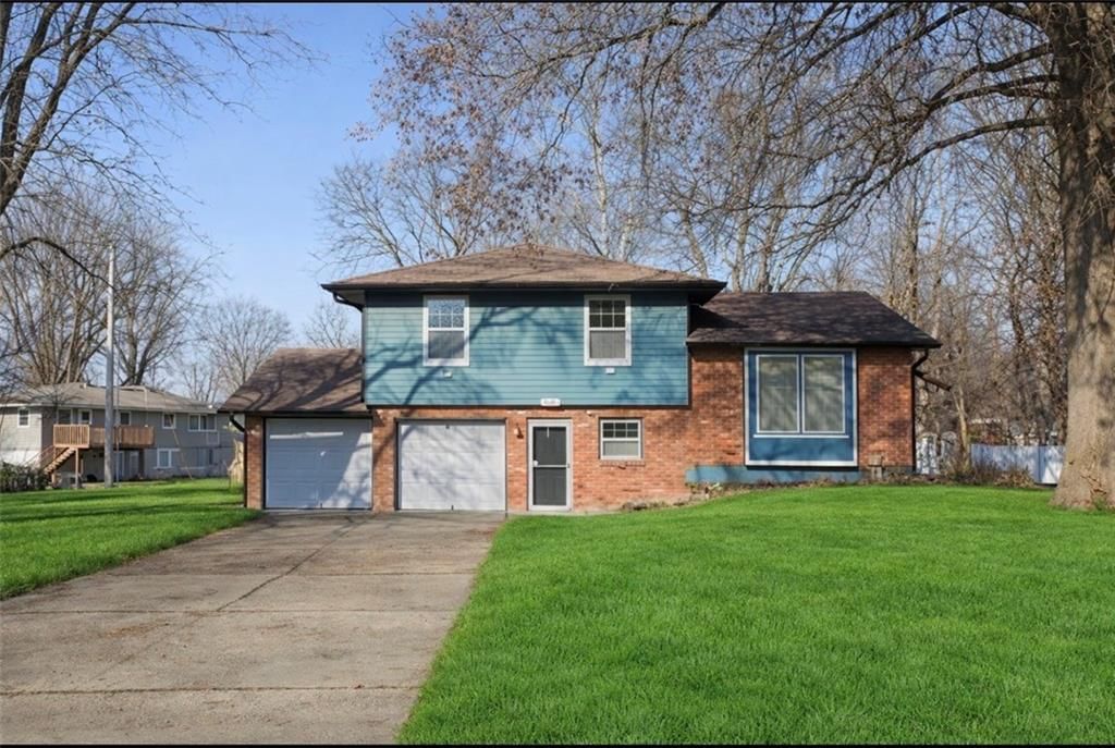 506 S Adams Street, Raymore, MO